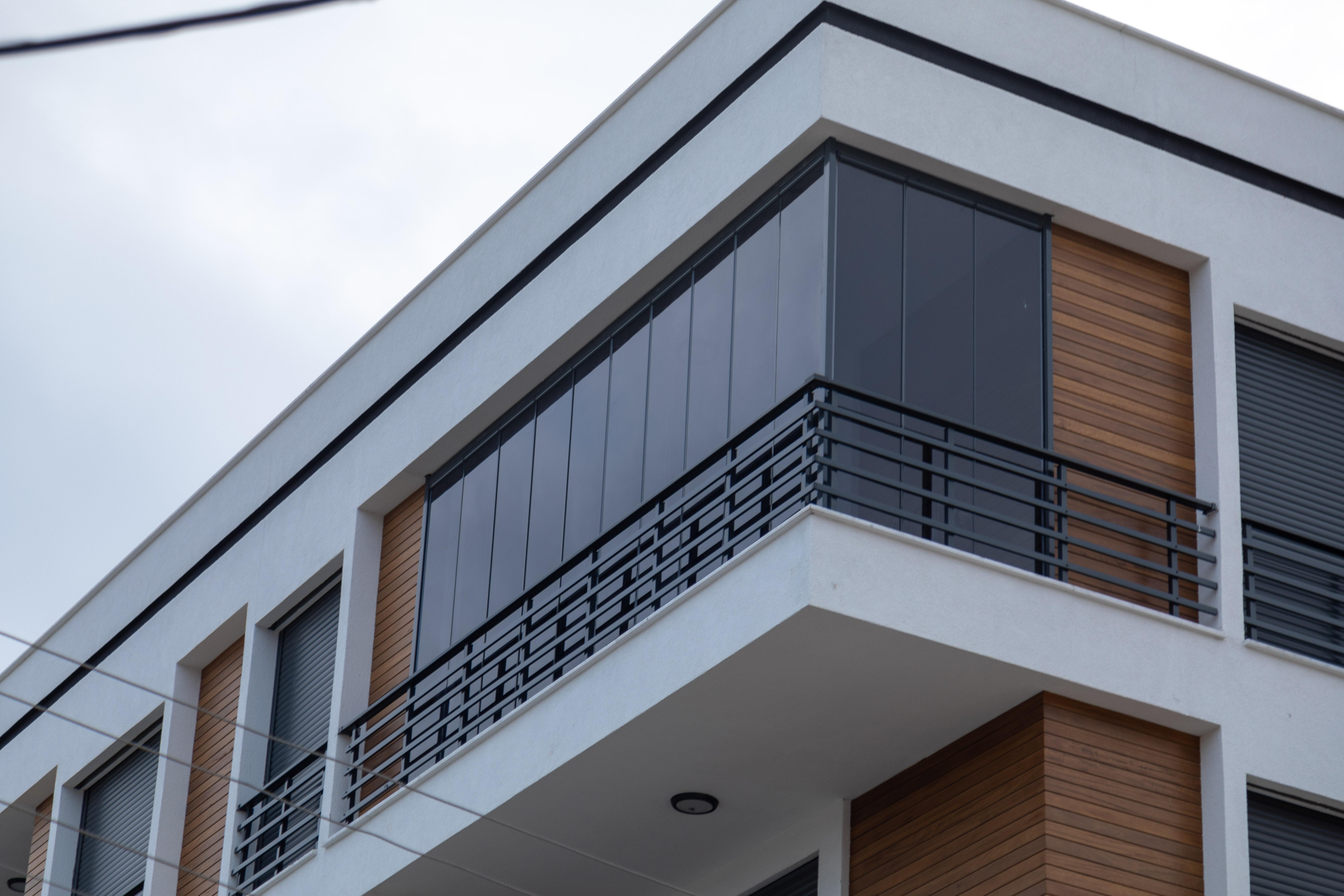 Cam Balkon Sistemleri